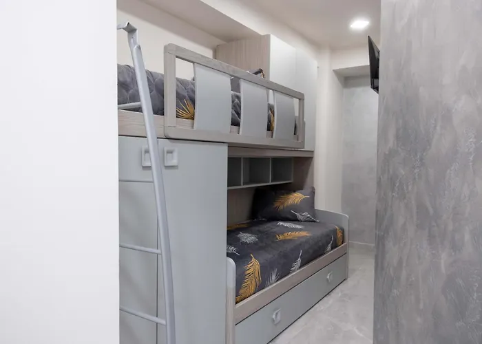 Ali Apartments